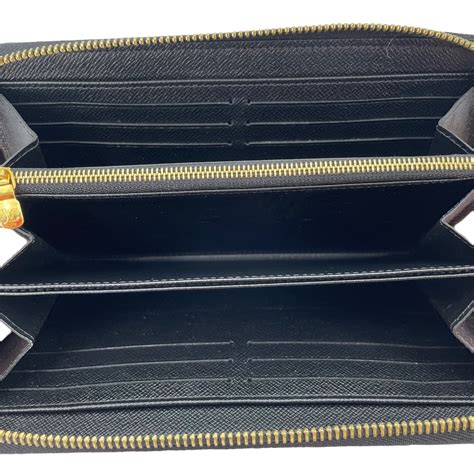 louis vuitton kabuki wallet